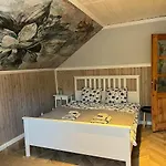 Przystanek Jeziorna 49 Perlino