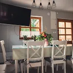 Przystanek Jeziorna 49 Vila