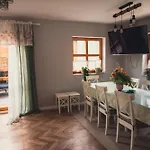 Vila Przystanek Jeziorna 49 Perlino
