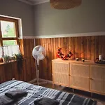 Przystanek Jeziorna 49 Vila
