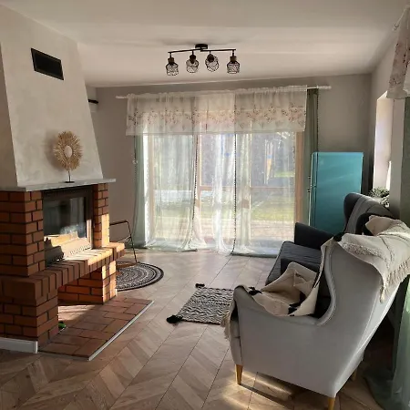 Przystanek Jeziorna 49 Villa Perlino
