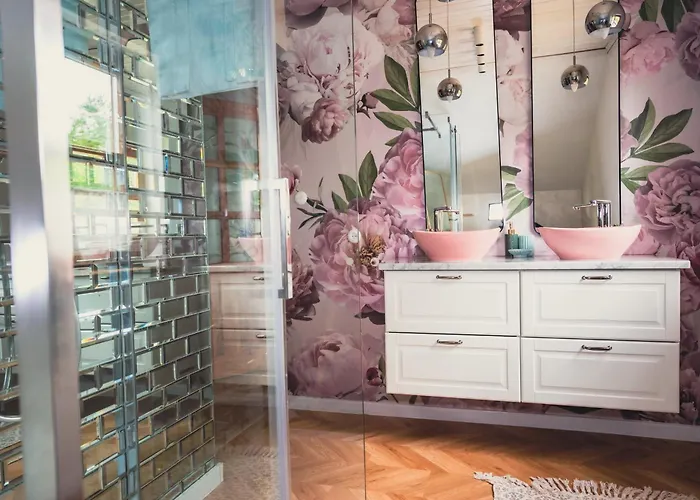 Przystanek Jeziorna 49 Willa *