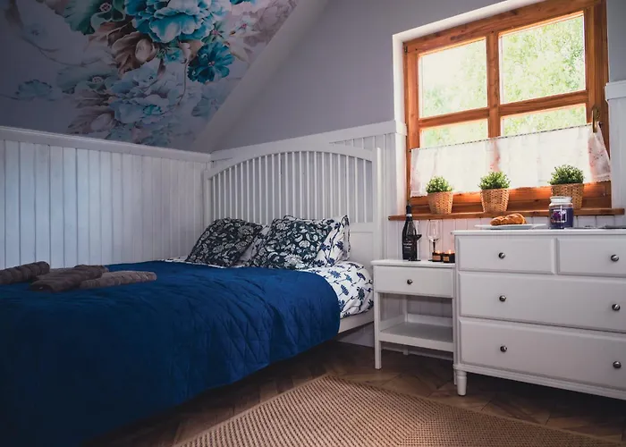 Willa Przystanek Jeziorna 49 Perlino