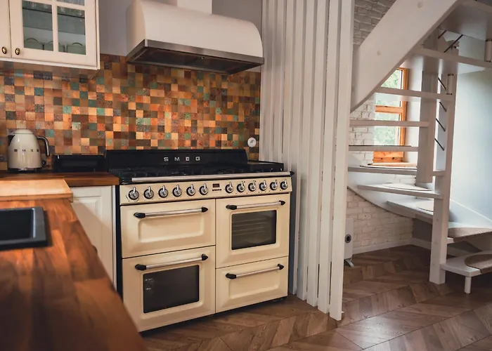 Przystanek Jeziorna 49