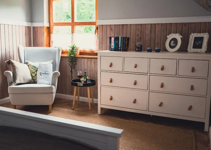 Przystanek Jeziorna 49