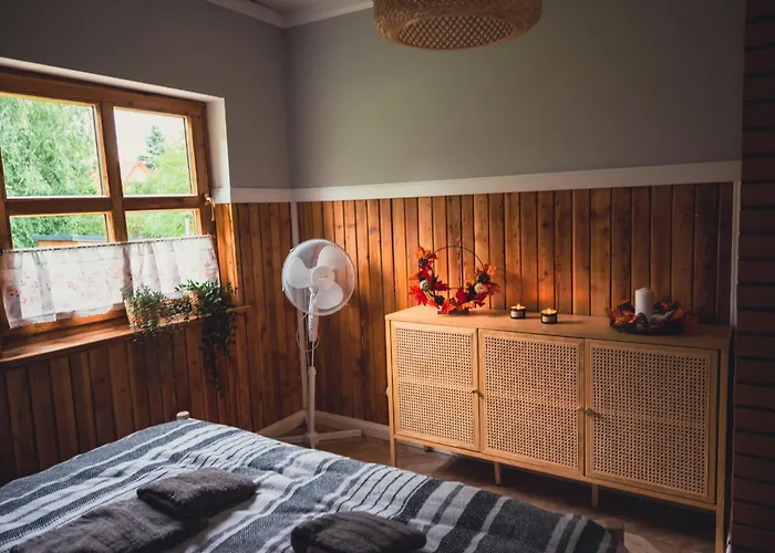 Przystanek Jeziorna 49 Willa