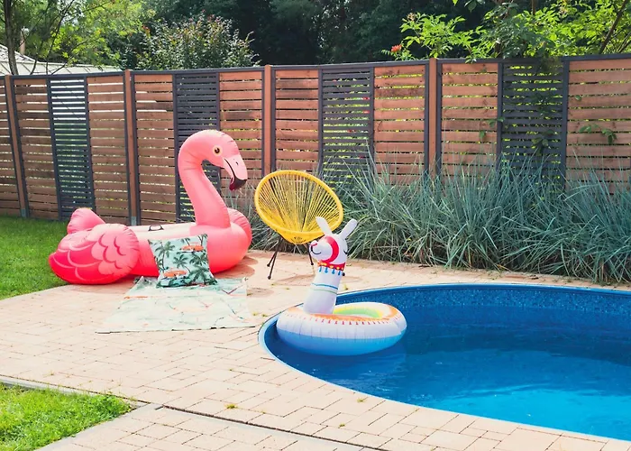 Przystanek Jeziorna 49 Willa